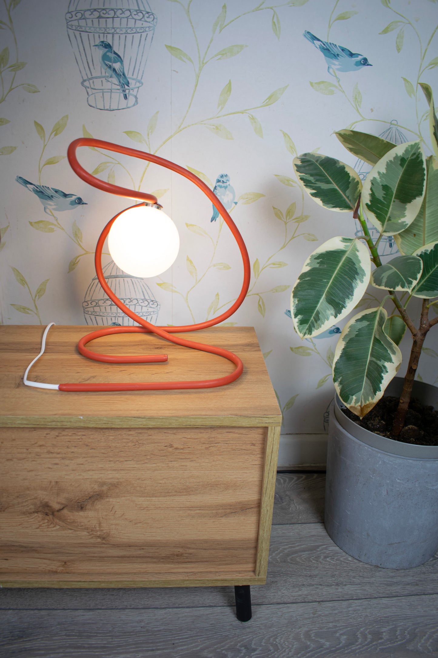 Red Thalia | Large Sculptural Table Lamp