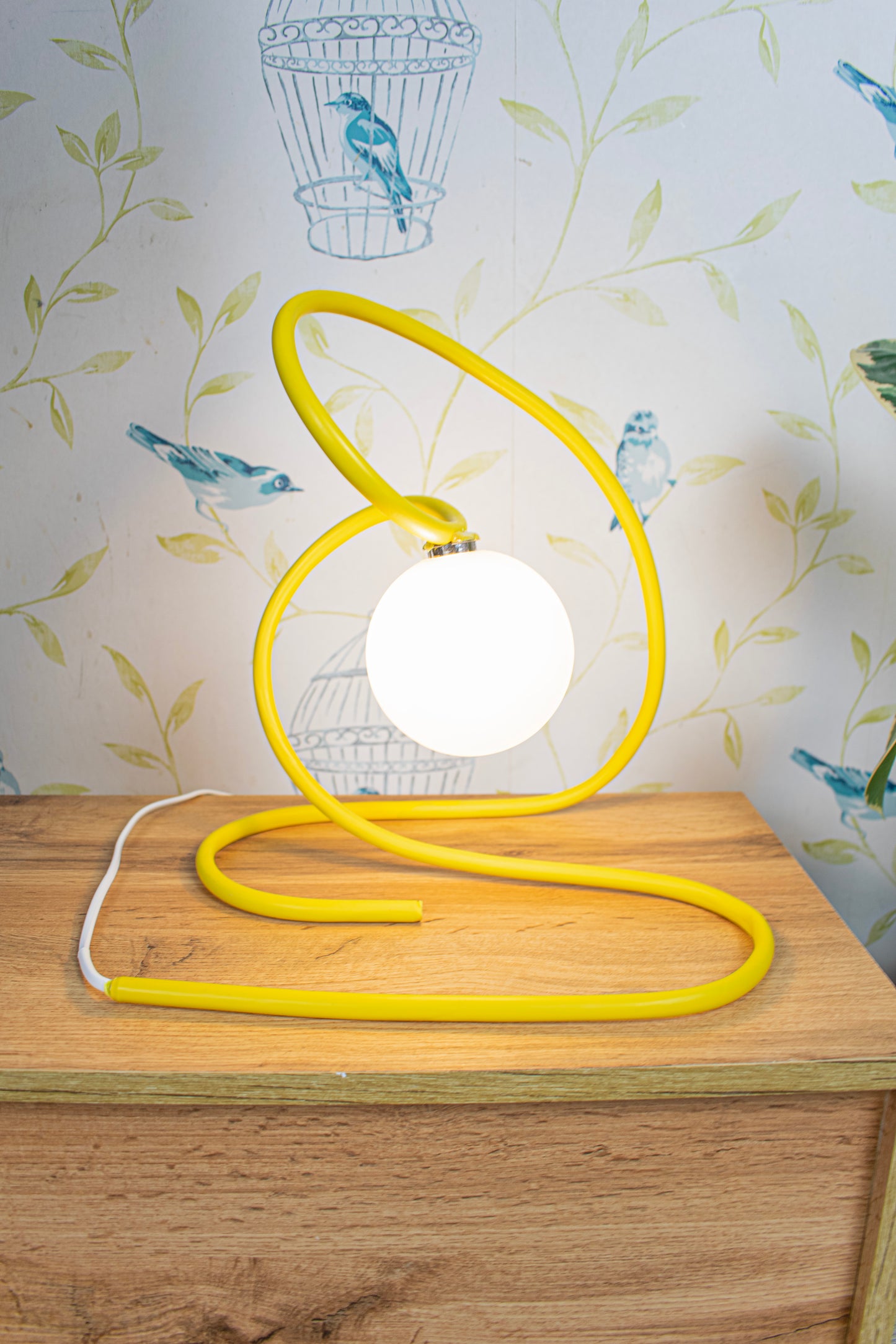 Yellow Thalia | Large Sculptural Table Lamp
