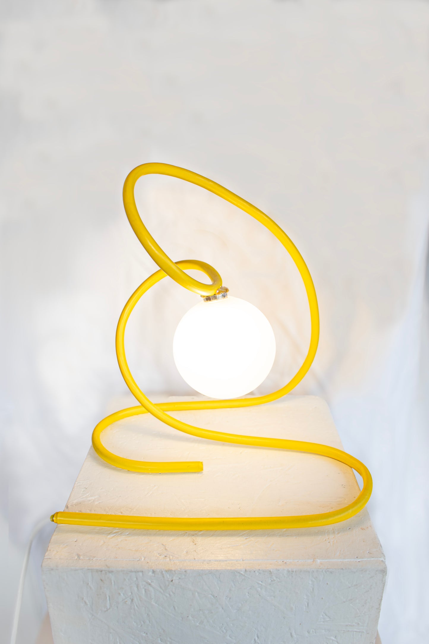 Yellow Thalia | Large Sculptural Table Lamp