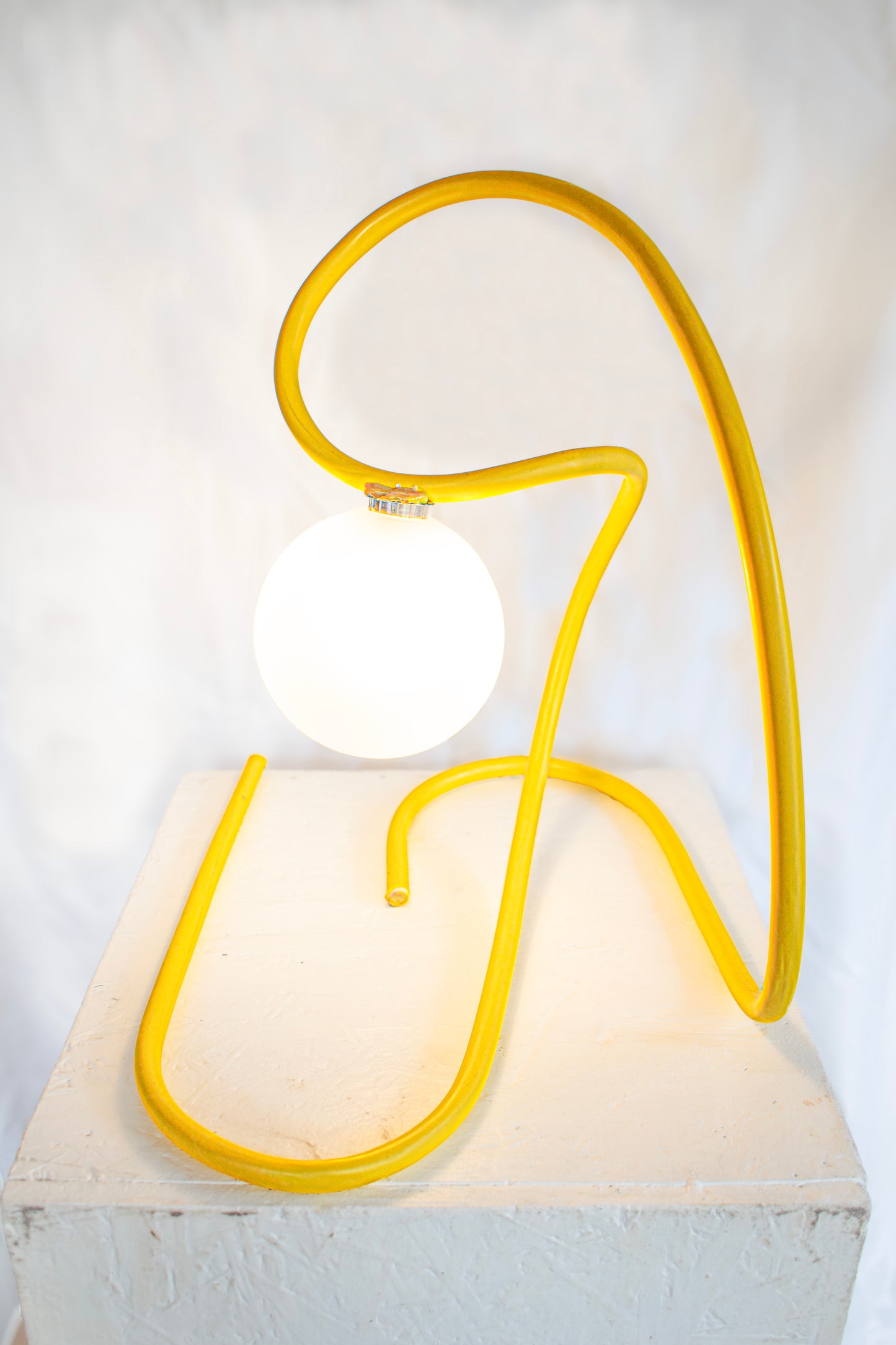 Yellow Thalia | Large Sculptural Table Lamp