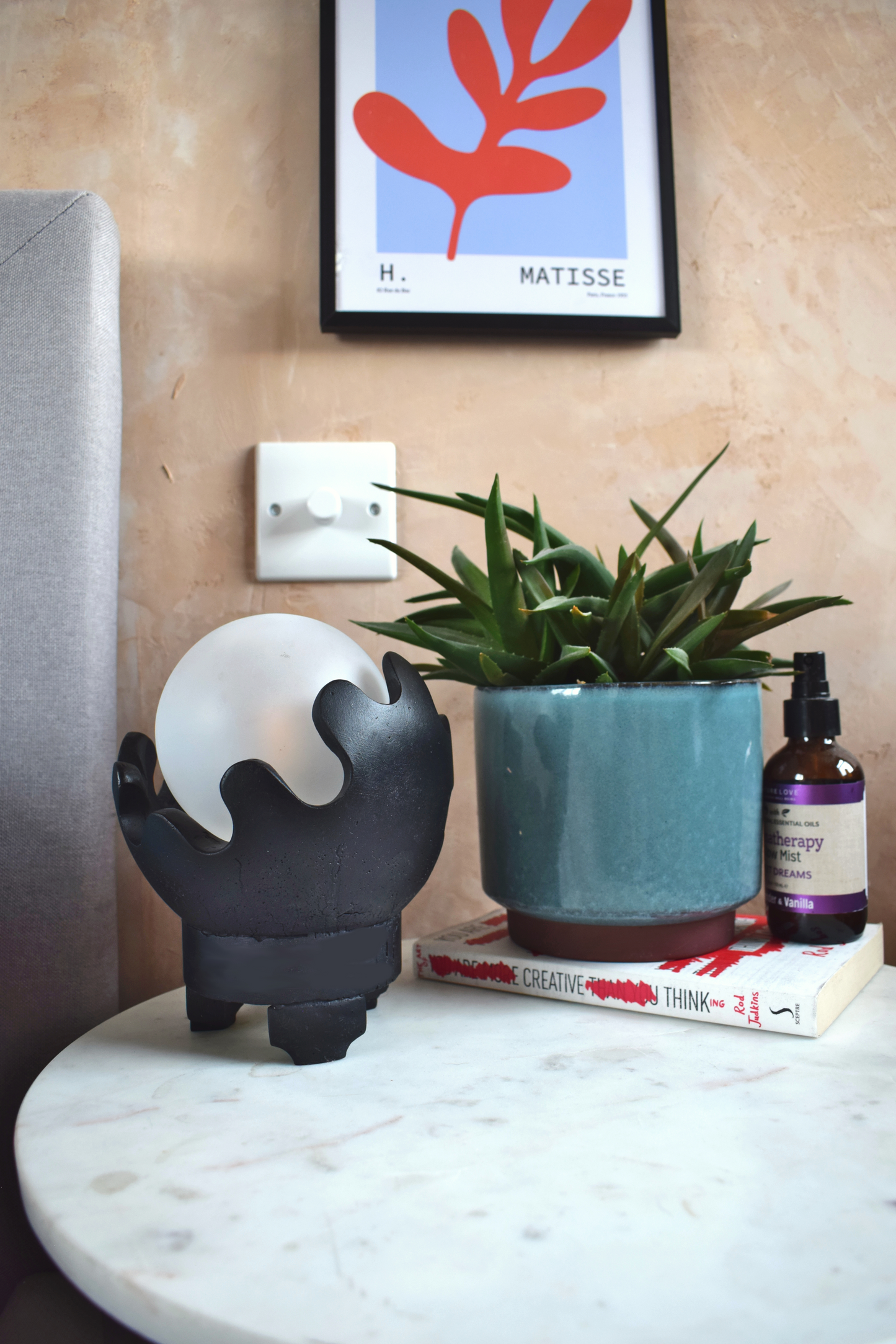 Black Cora | Modern Maximalist Table Lamp