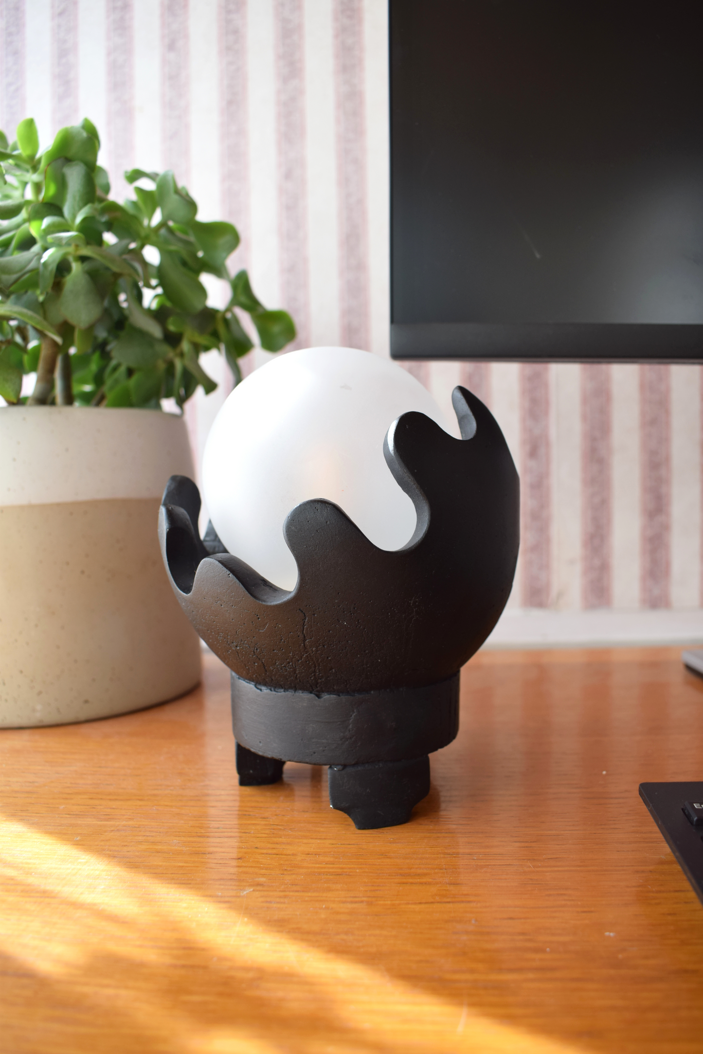 Black Cora | Modern Maximalist Table Lamp