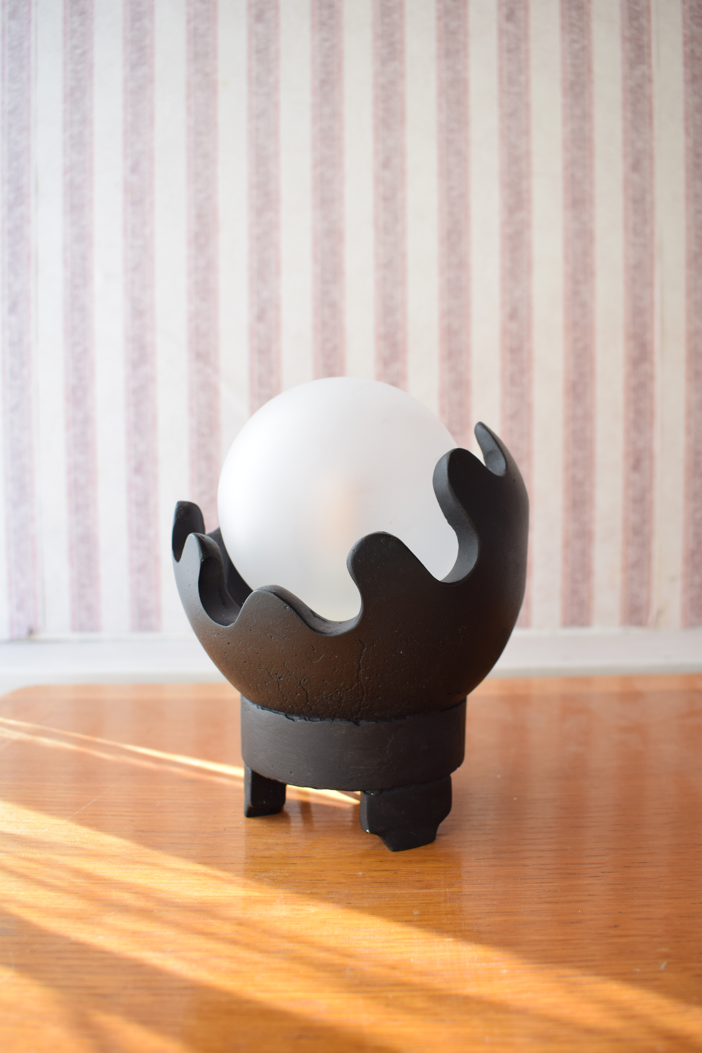 Black Cora | Modern Maximalist Table Lamp
