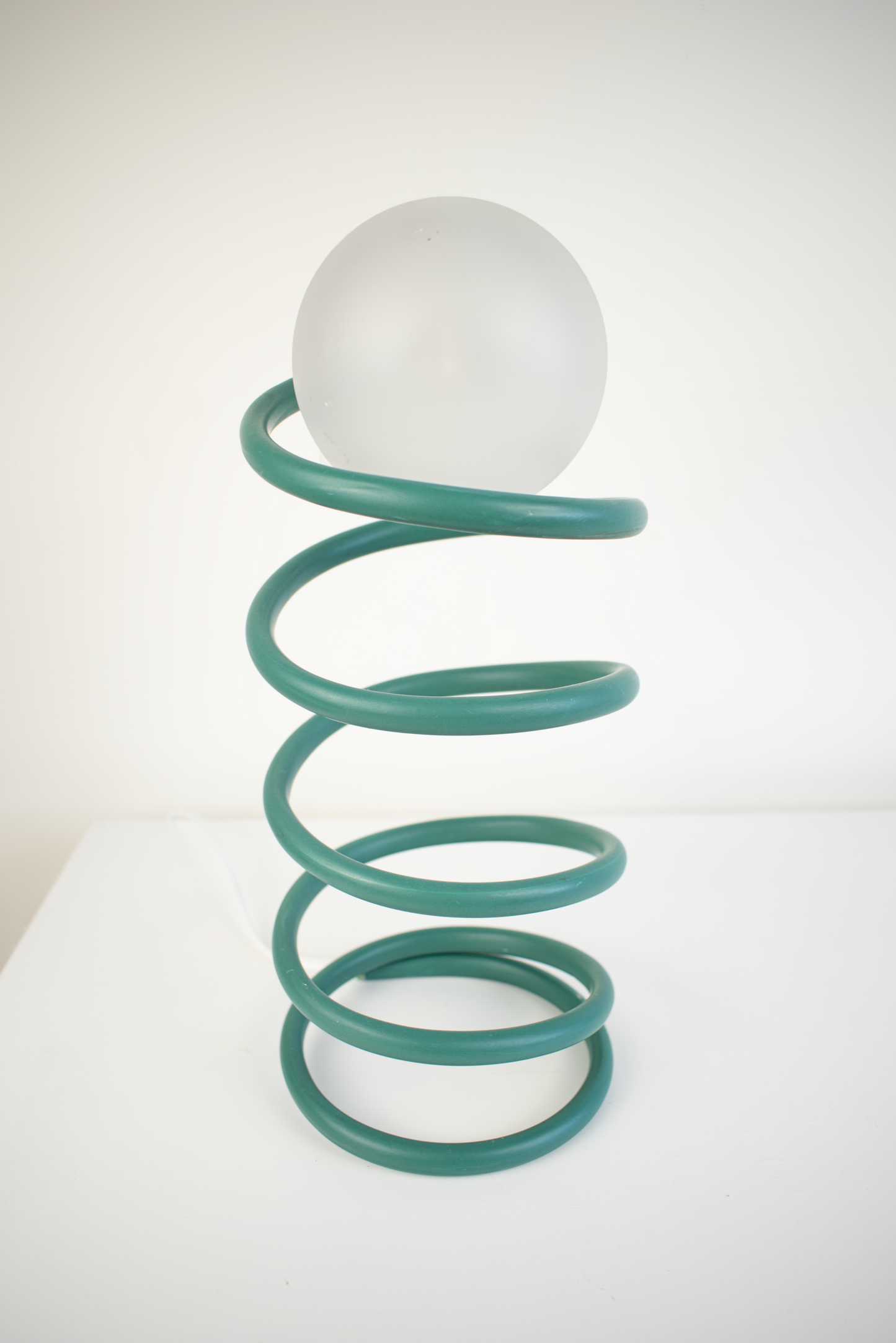 Unique Round Spring Table Lamp in Emerald Green