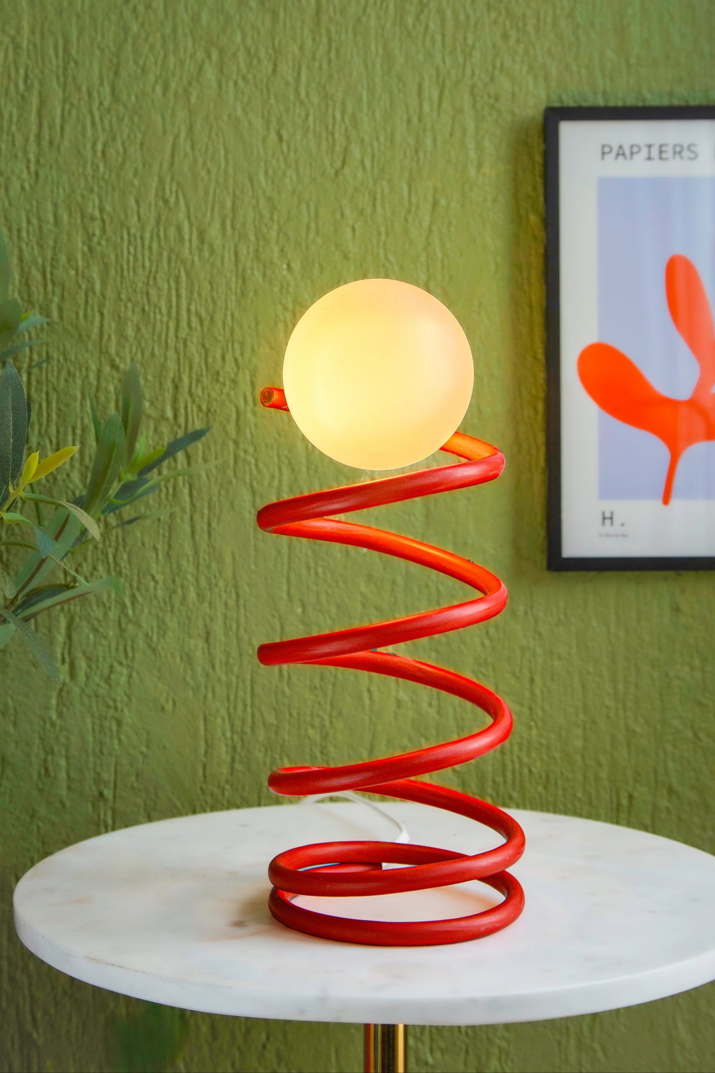 Unique Round Spring Table Lamp in Red Colour
