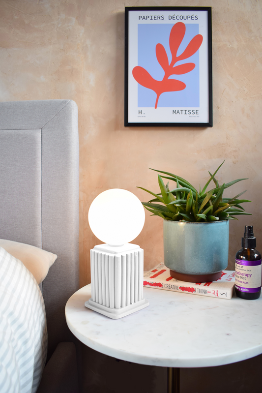 White Heera | Modern Scandi Dimmable Table Lamp